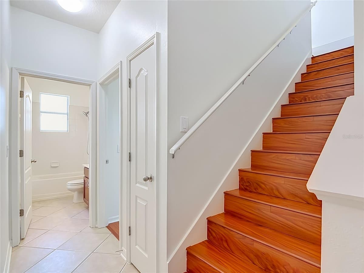 220 RONJA LANE — photo 68 of 95