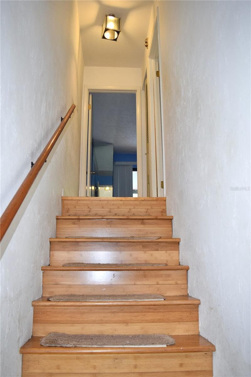 4614 67TH TERRACE — photo 30 of 43