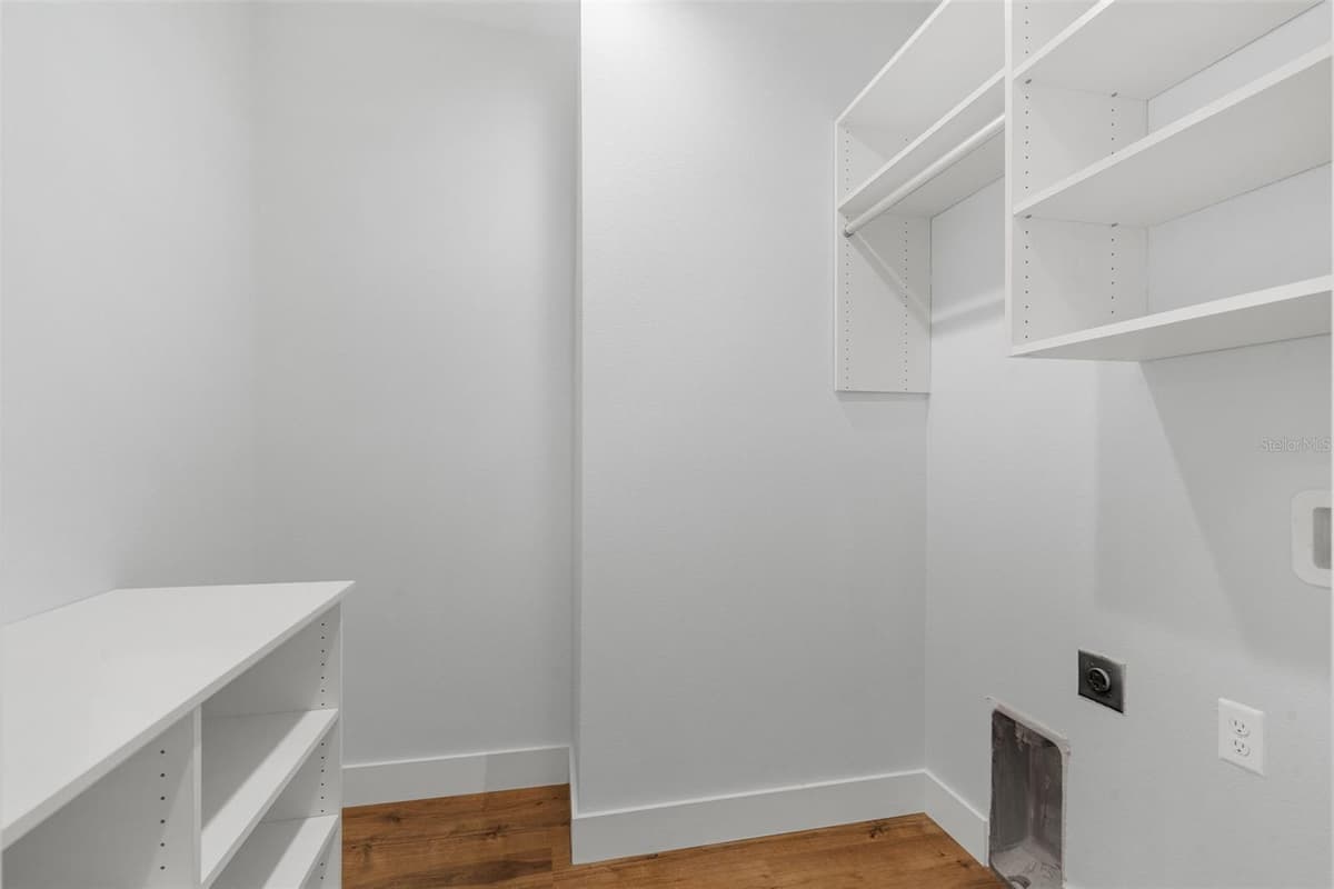 385 GEORGIA AVENUE — photo 33 of 53