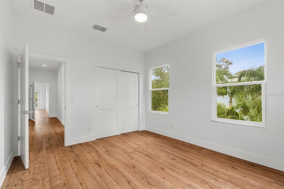 385 GEORGIA AVENUE — photo 29 of 53