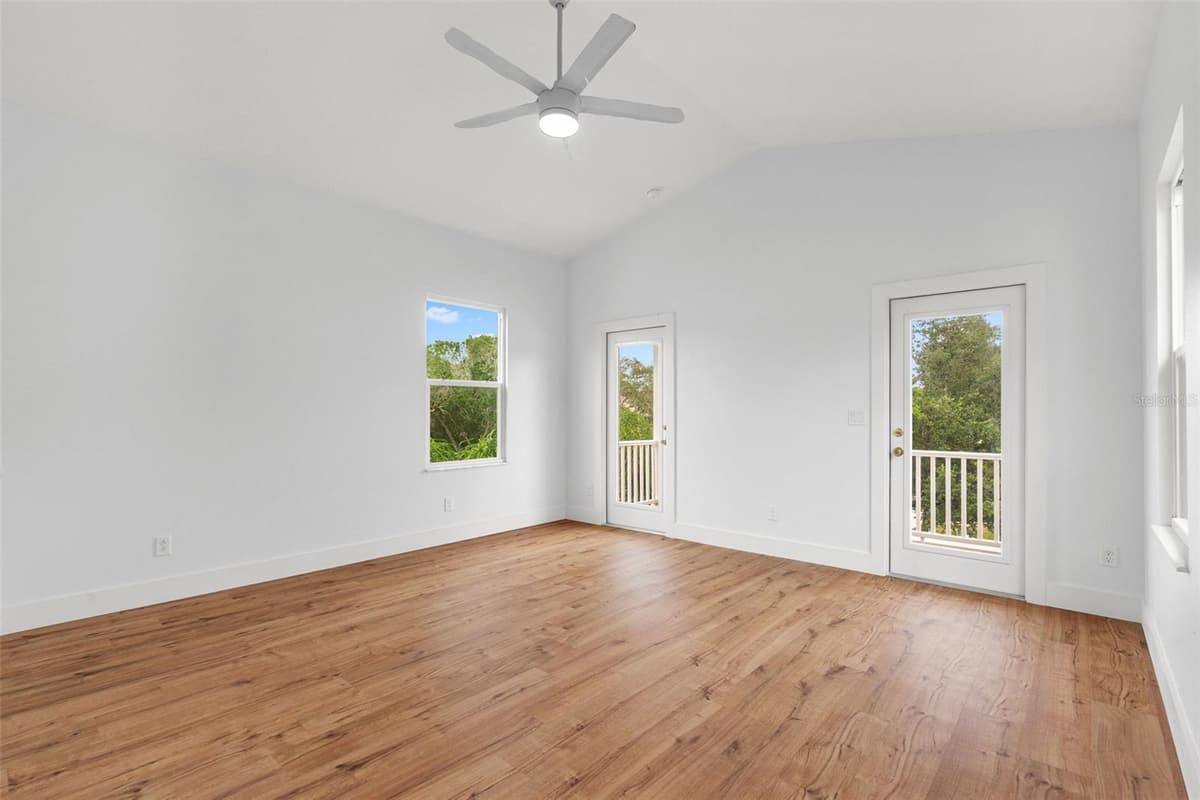 385 GEORGIA AVENUE — photo 24 of 53