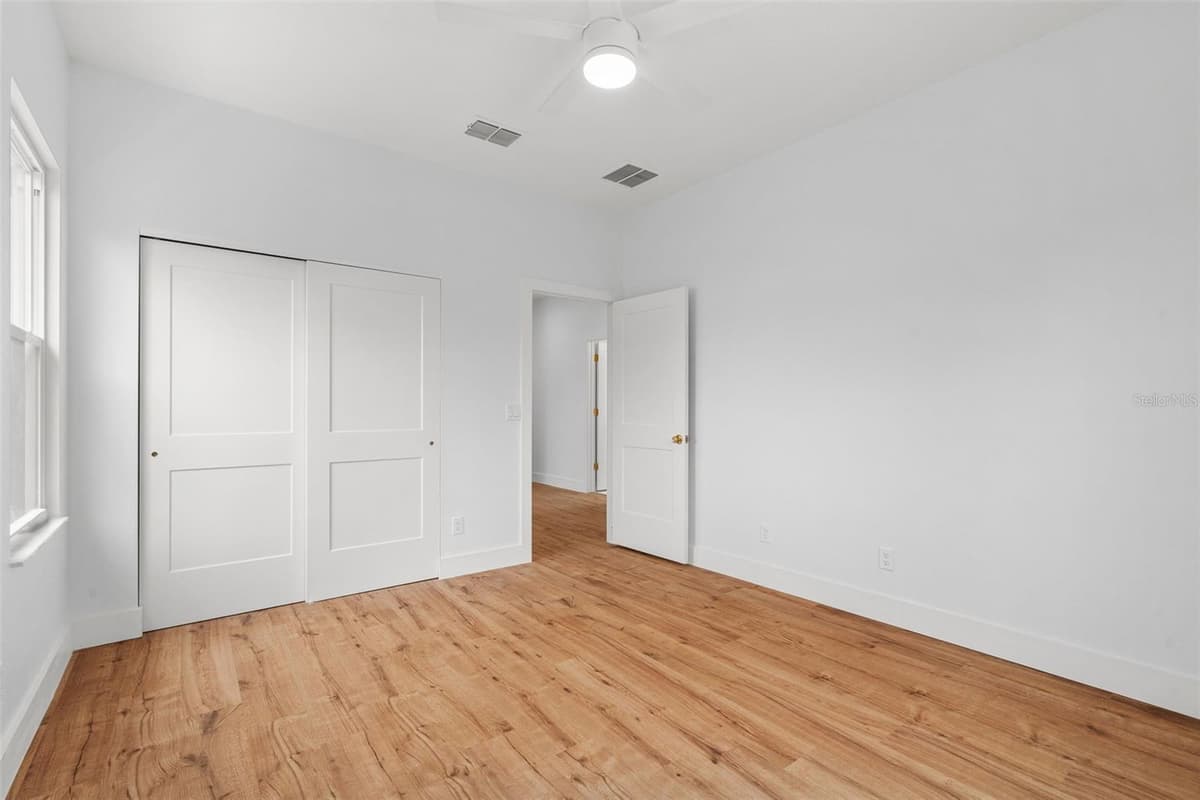 385 GEORGIA AVENUE — photo 27 of 53
