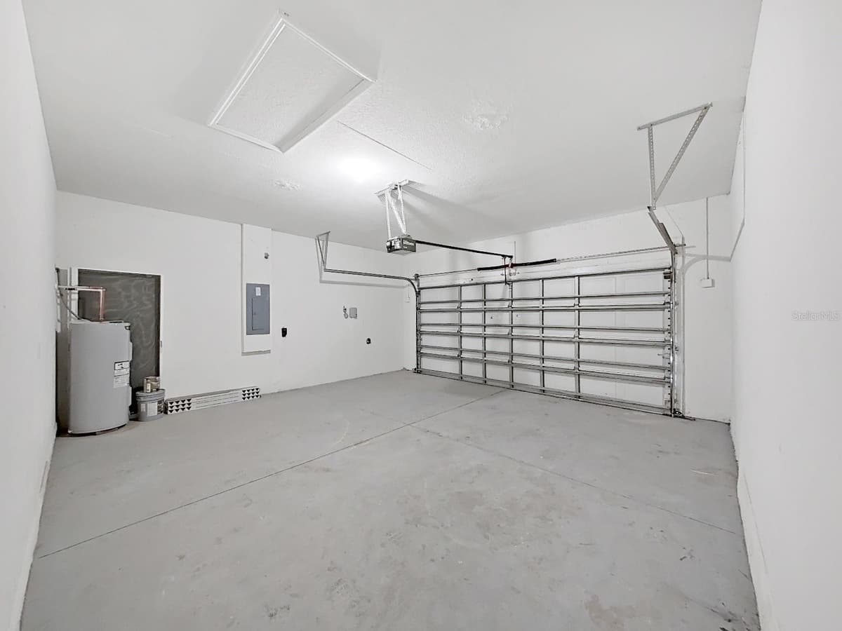 11908 FERN BLOSSOM DRIVE — photo 40 of 43