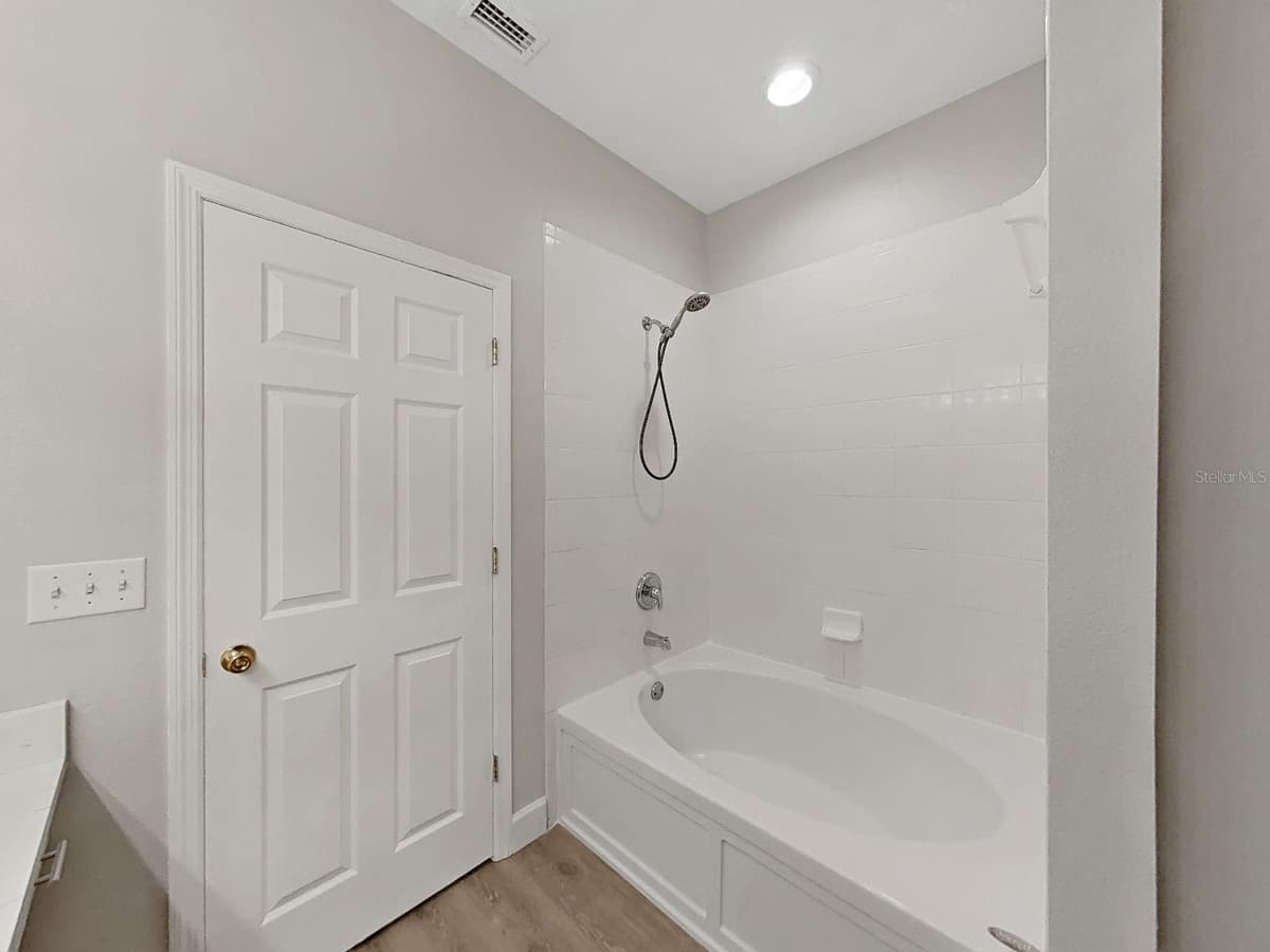 11908 FERN BLOSSOM DRIVE — photo 35 of 43