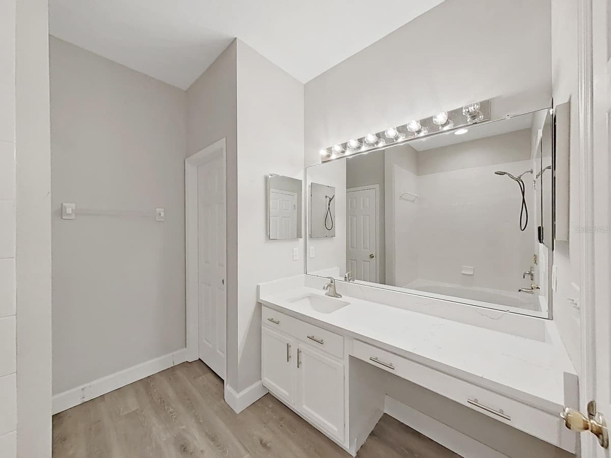 11908 FERN BLOSSOM DRIVE — photo 26 of 43