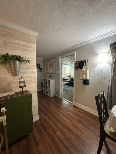 8304 EVERGREEN AVENUE — photo 8 of 16