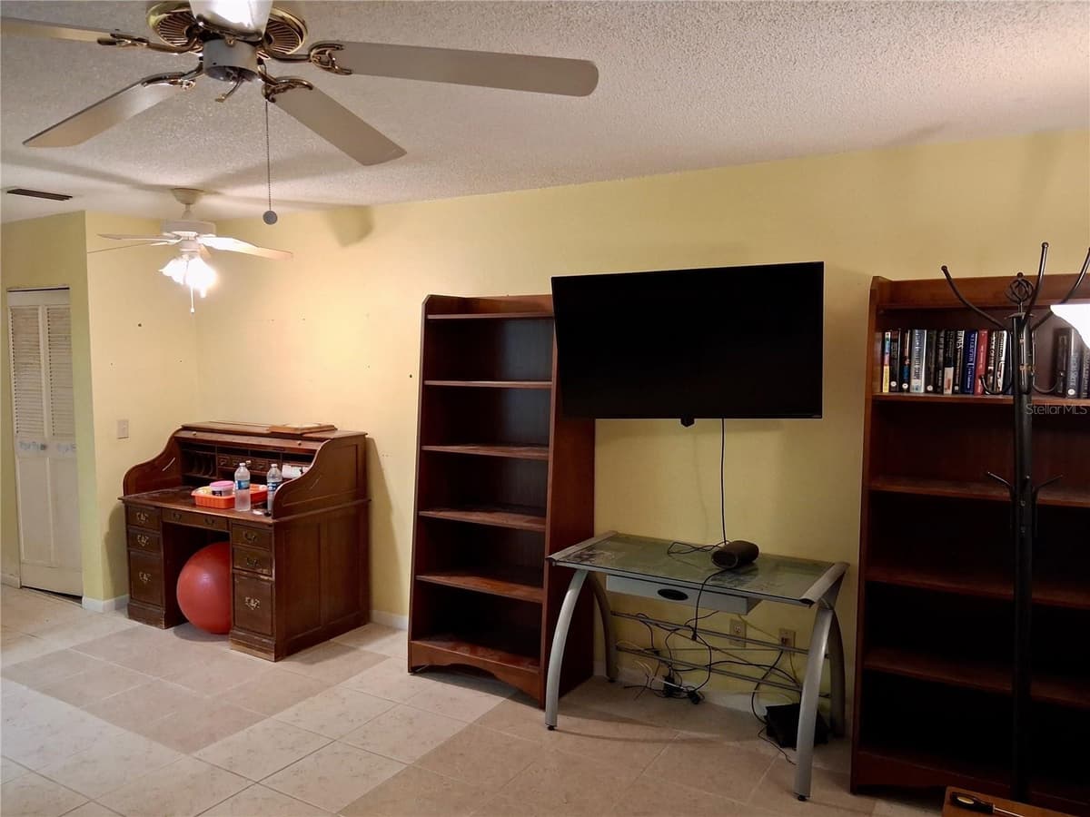 1250 PINELLAS AVENUE — photo 6 of 10