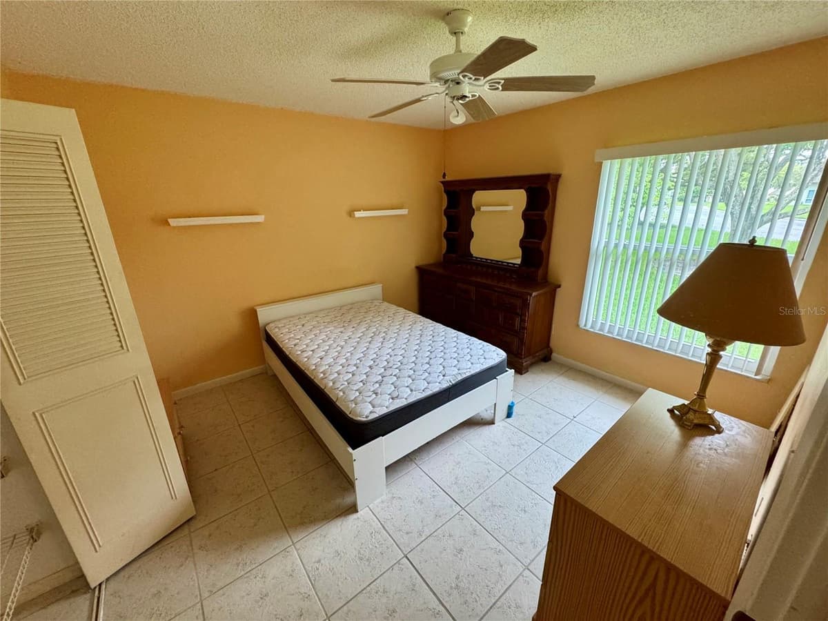 1250 PINELLAS AVENUE — photo 8 of 10