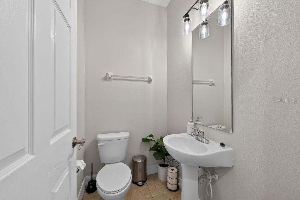 4546 BAY SPRING COURT — photo 23 of 51