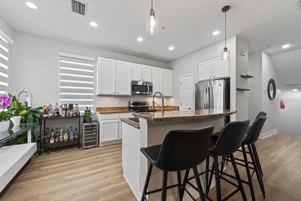 4546 BAY SPRING COURT — photo 17 of 51