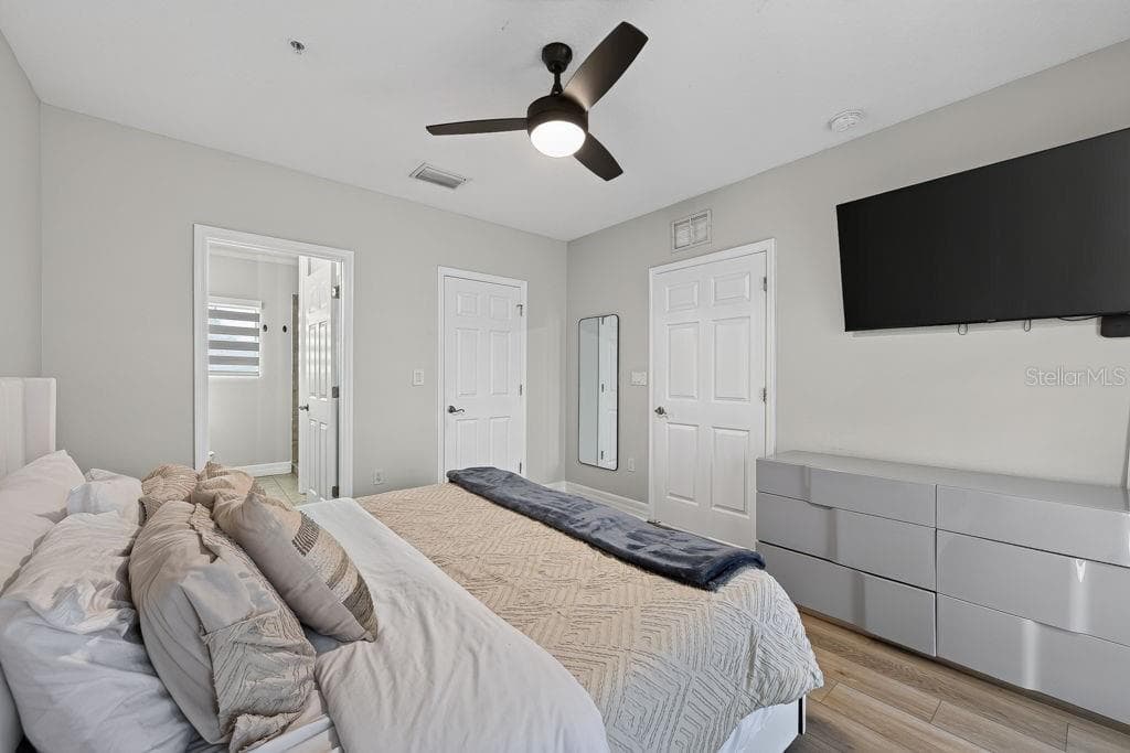 4546 BAY SPRING COURT — photo 26 of 51