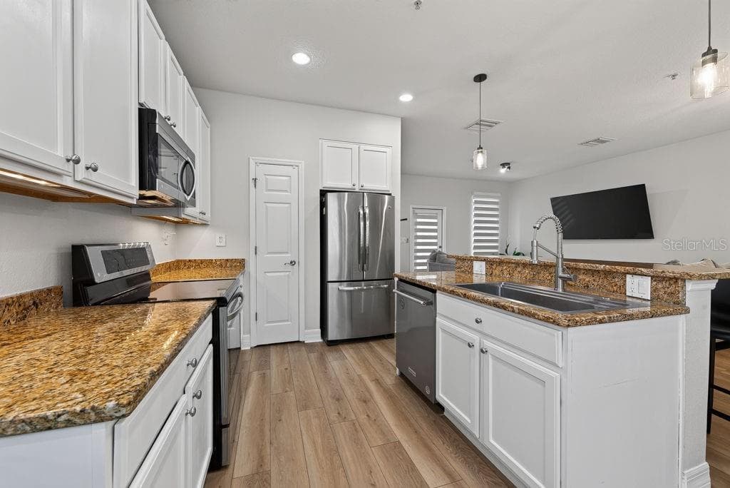 4546 BAY SPRING COURT — photo 20 of 51