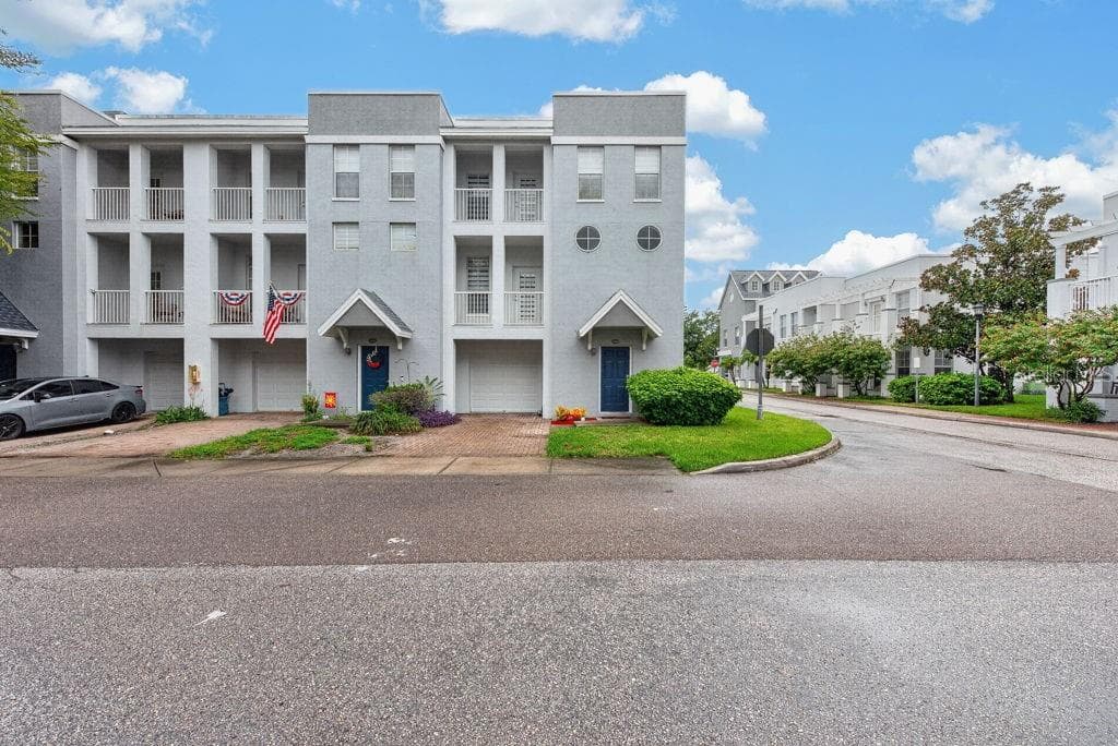4546 BAY SPRING COURT — photo 40 of 51