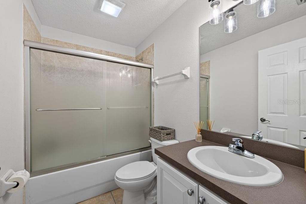 4546 BAY SPRING COURT — photo 9 of 51