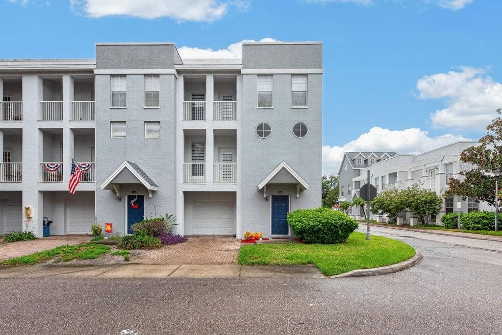 4546 BAY SPRING COURT — photo 38 of 51