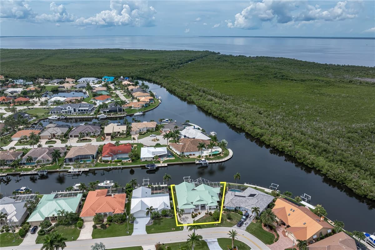 2819 DEBORAH DRIVE — photo 58 of 64
