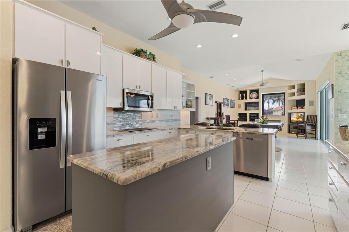 2819 DEBORAH DRIVE — photo 8 of 64