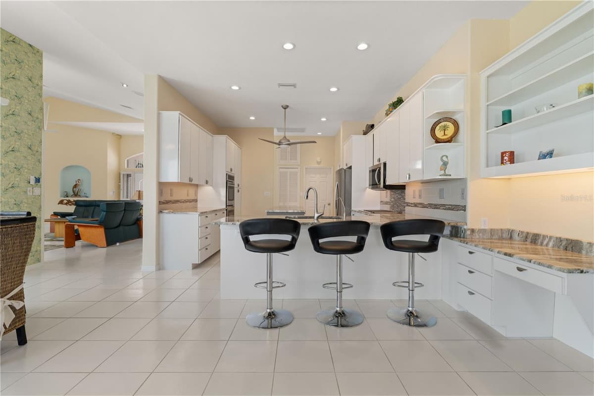 2819 DEBORAH DRIVE — photo 25 of 64