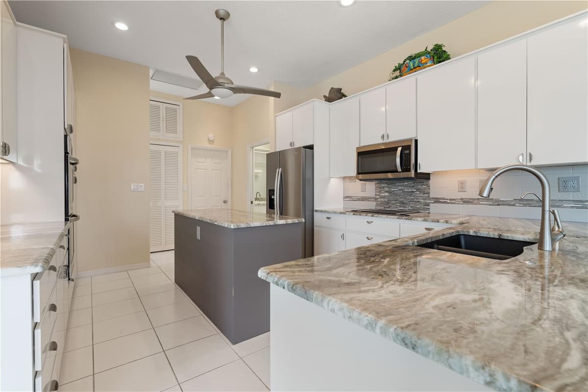 2819 DEBORAH DRIVE — photo 24 of 64