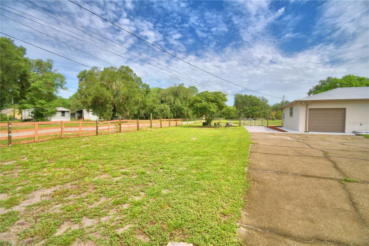 8704 TOM COSTINE ROAD — photo 4 of 67