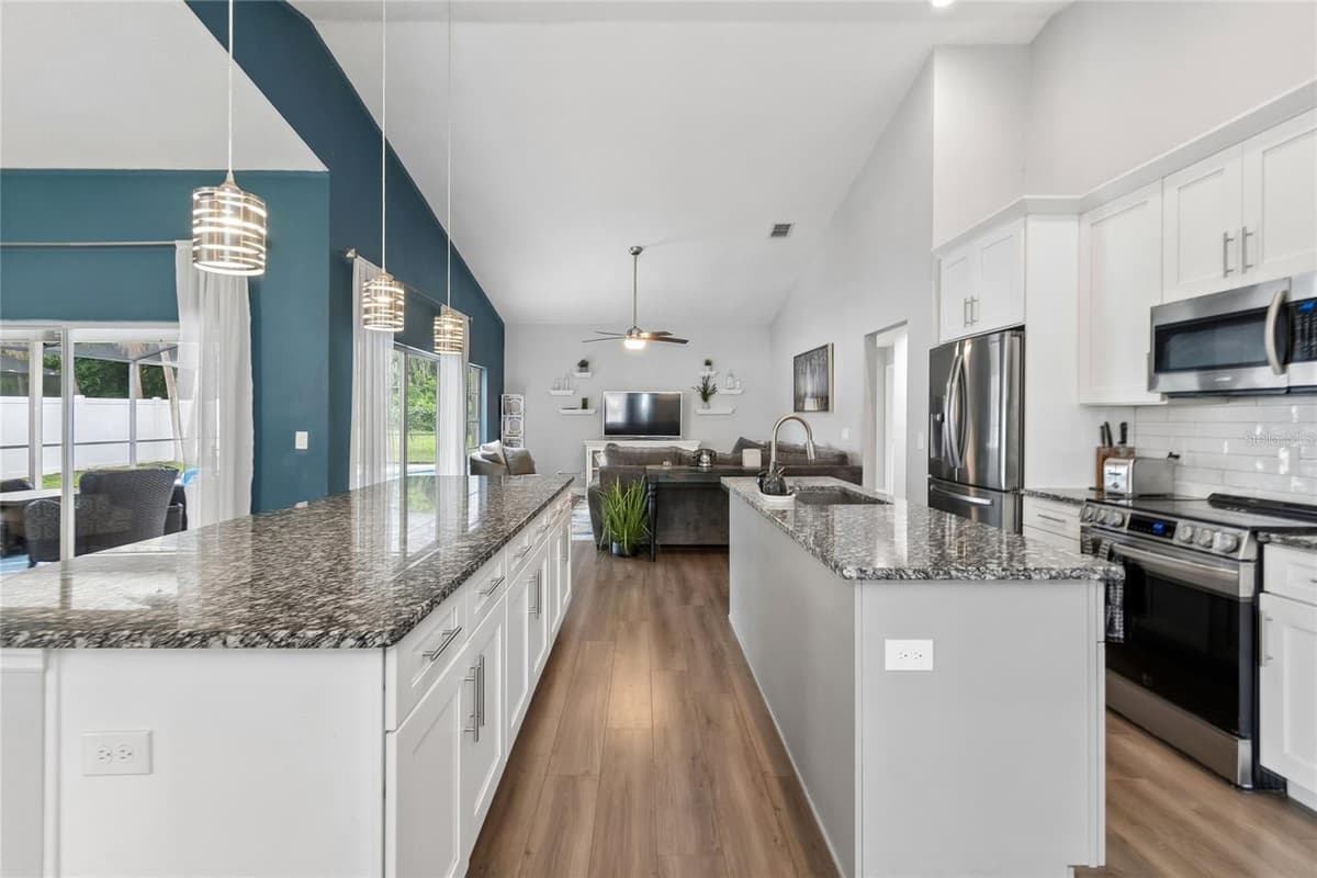 1552 THORNHILL CIRCLE — photo 10 of 55