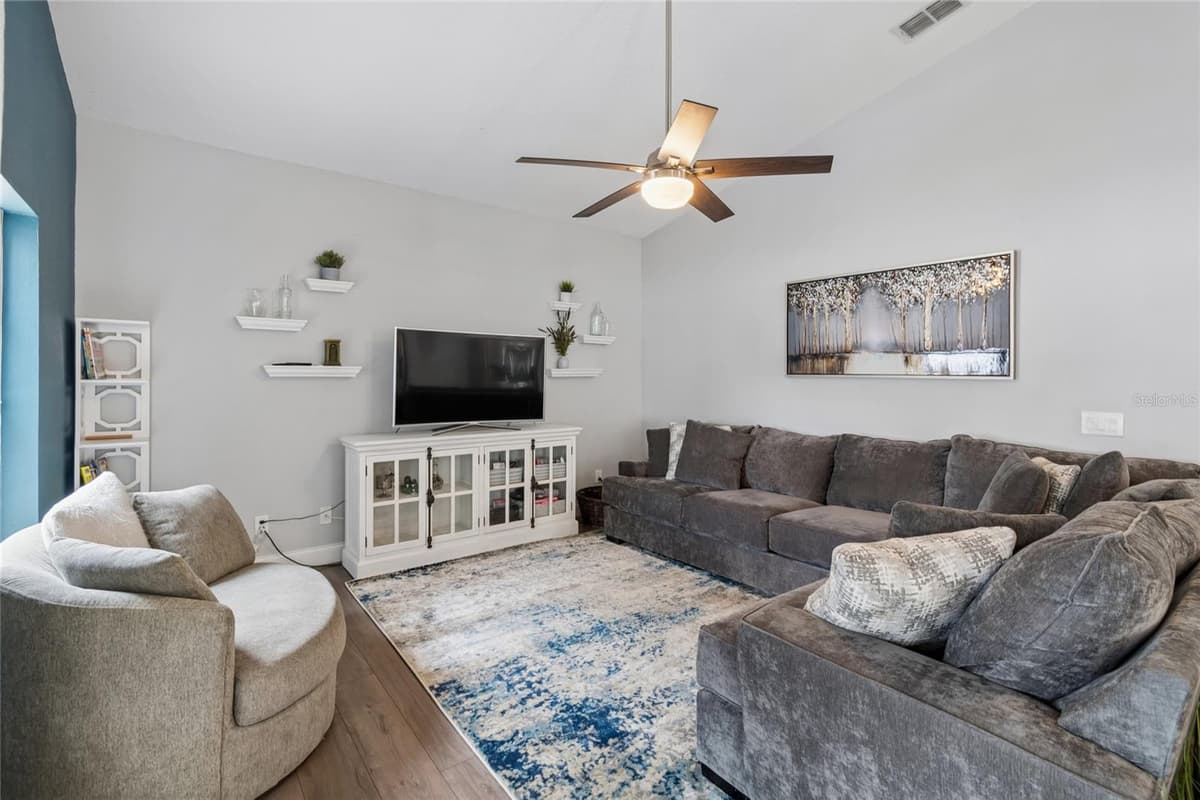 1552 THORNHILL CIRCLE — photo 16 of 55