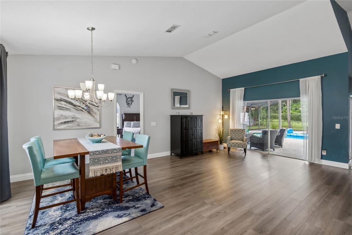1552 THORNHILL CIRCLE — photo 5 of 55