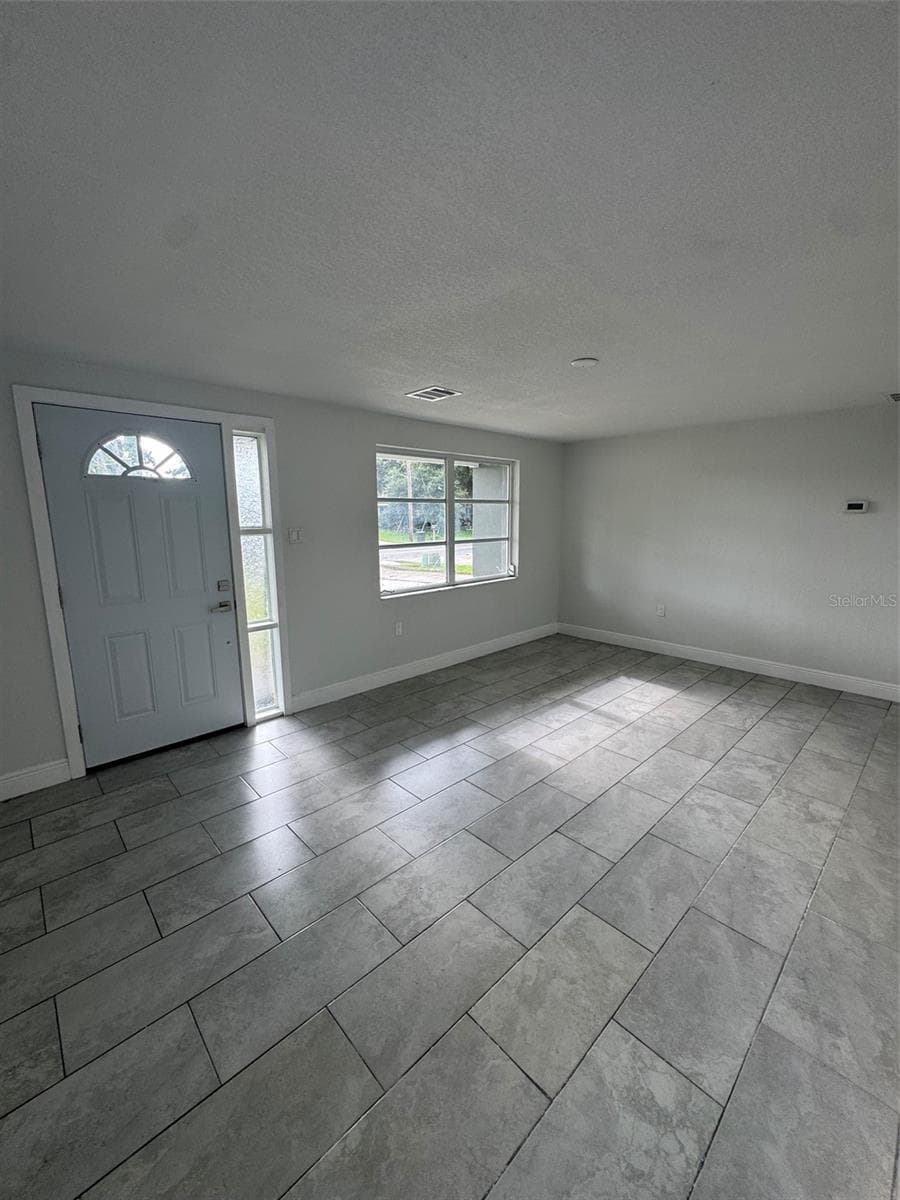 6840 RUNNEL DRIVE — photo 10 of 18