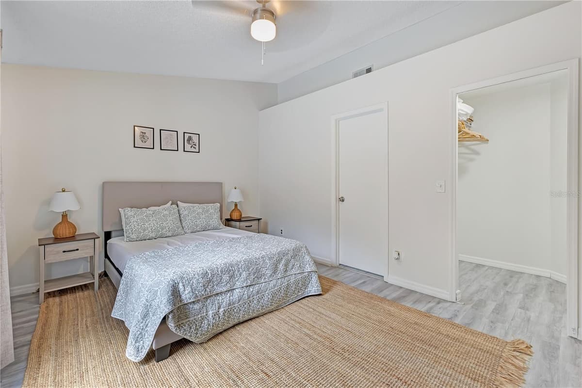 2346 CORDOVA COURT — photo 13 of 31