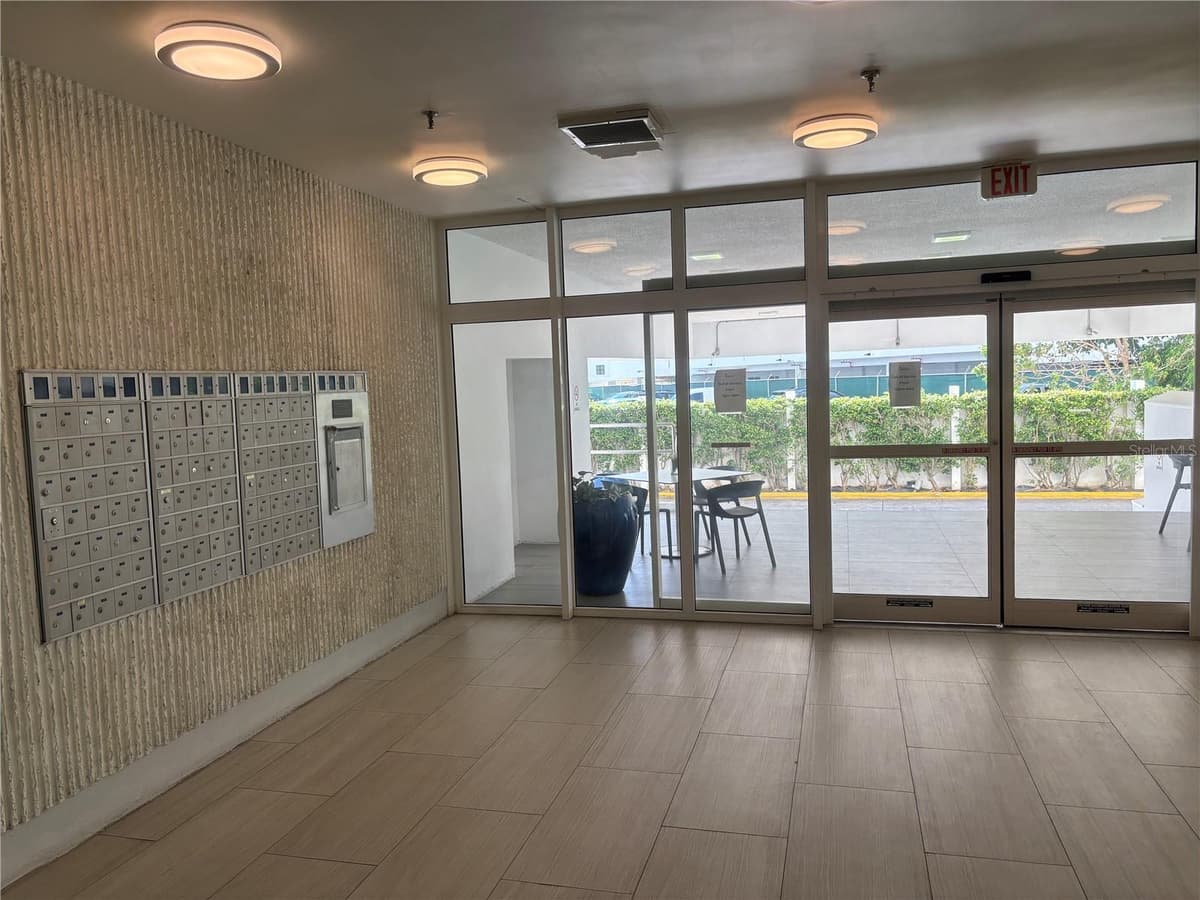 6165 ISLA VERDE AVENUE — photo 17 of 20