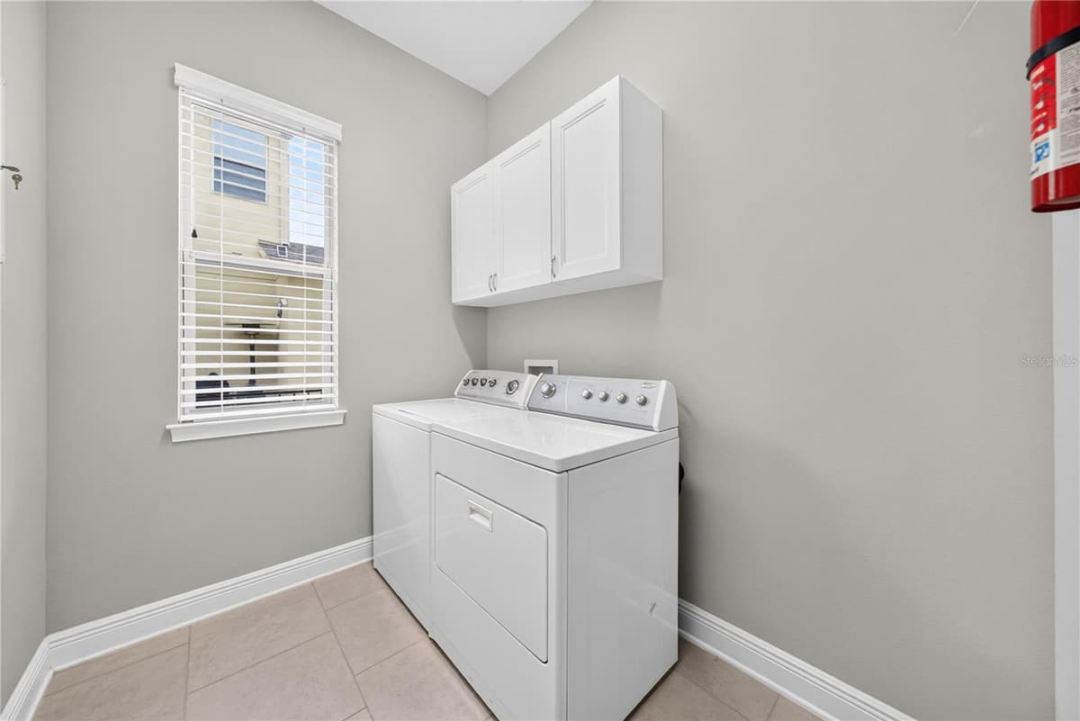 16954 TRADEWIND POINT — photo 15 of 37