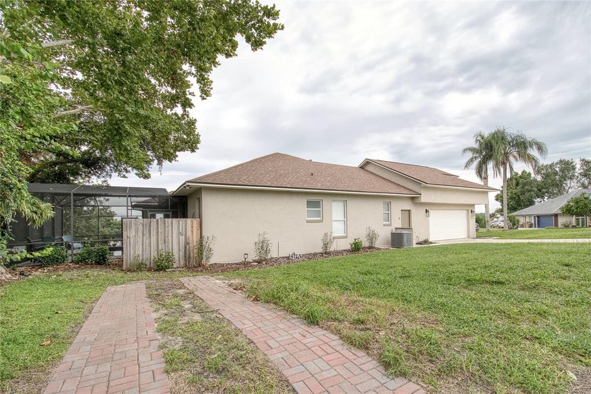 10537 VERSAILLES BOULEVARD — photo 40 of 40