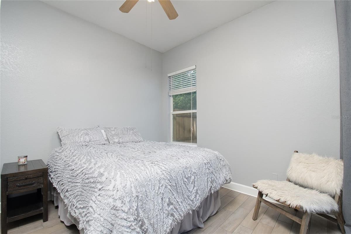 10537 VERSAILLES BOULEVARD — photo 26 of 40