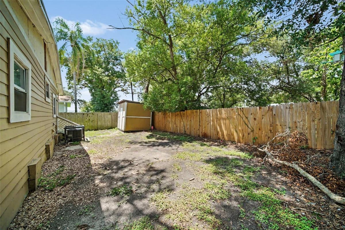 920 DR MARTIN LUTHER KING JR BOULEVARD — photo 18 of 21