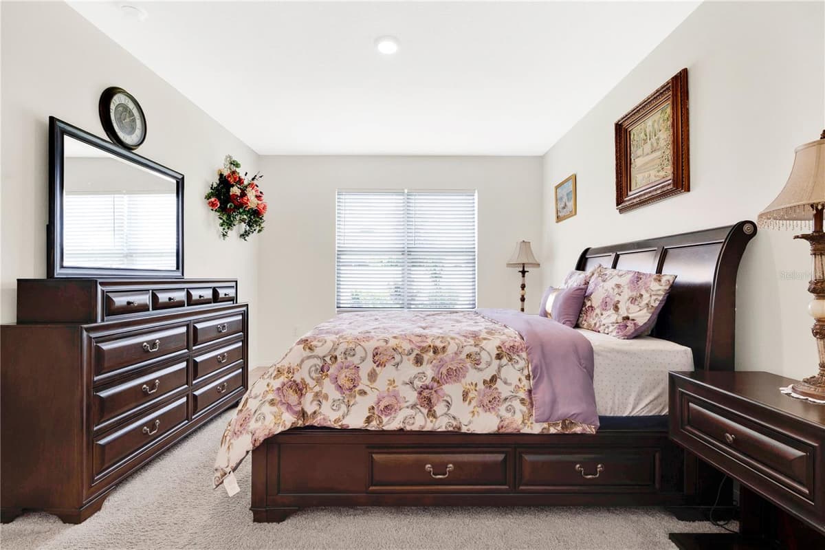 1735 PARK SIDE AVENUE — photo 9 of 28