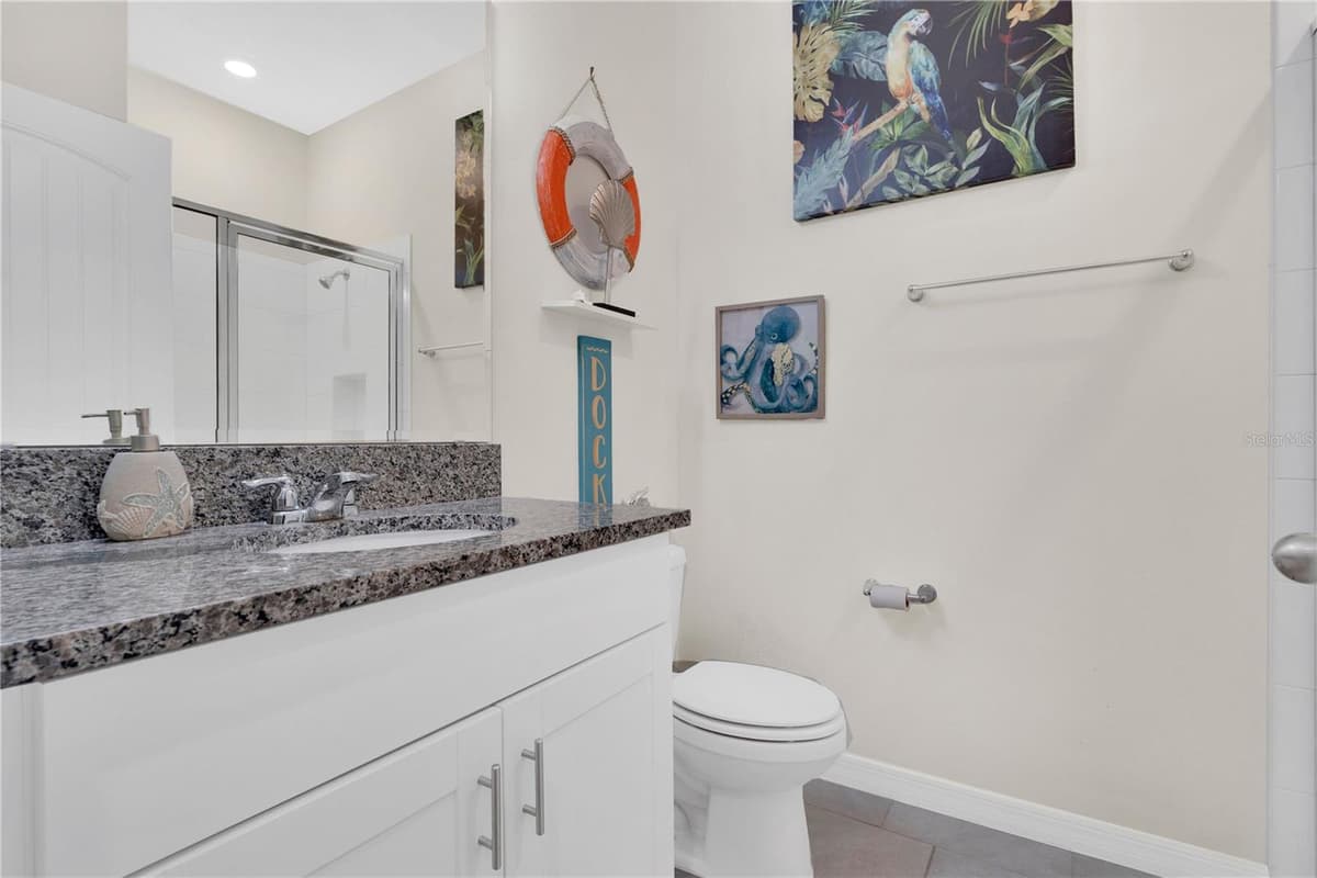 1621 PARK SIDE AVENUE — photo 18 of 35