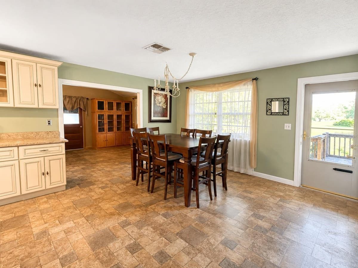 5280 HAYWOOD RUFFIN ROAD — photo 7 of 28