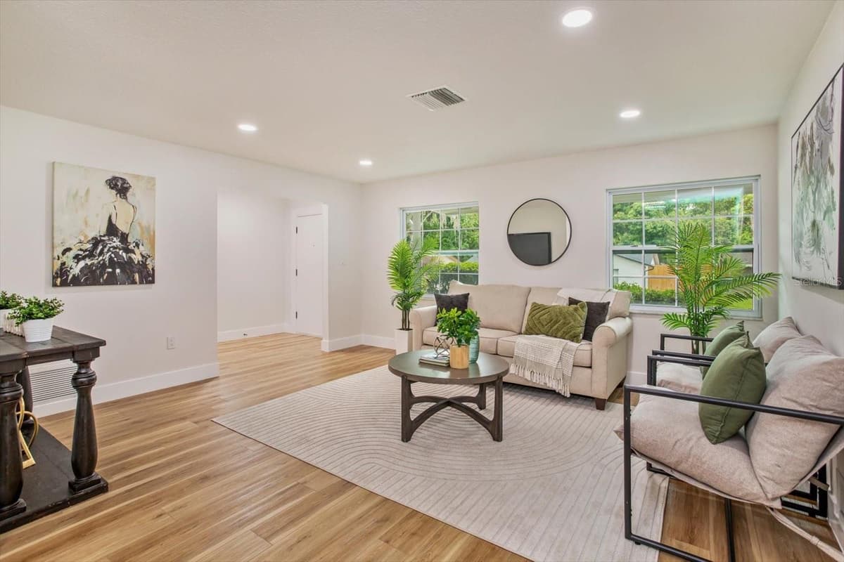 958 ORANGE AVENUE — photo 4 of 27
