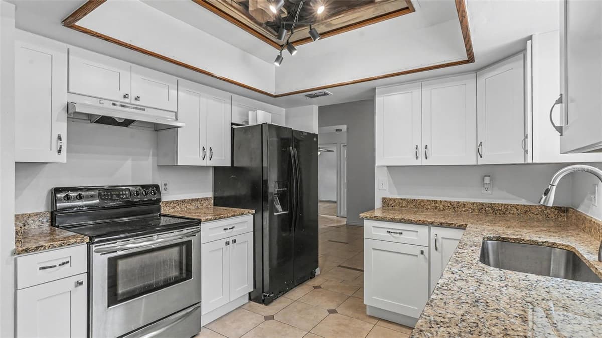1306 BORDEN COURT — photo 10 of 29