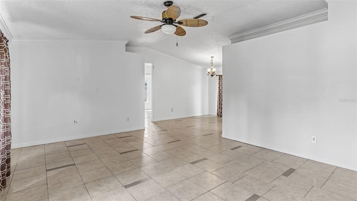 1306 BORDEN COURT — photo 5 of 29