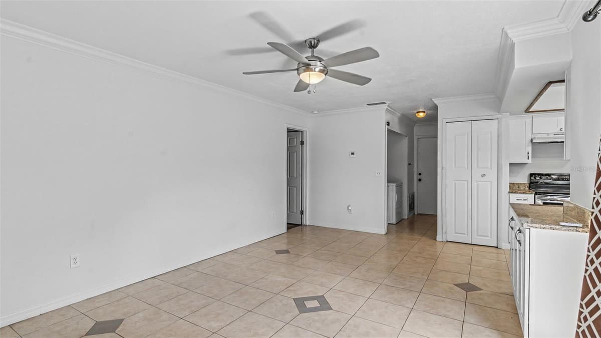 1306 BORDEN COURT — photo 12 of 29