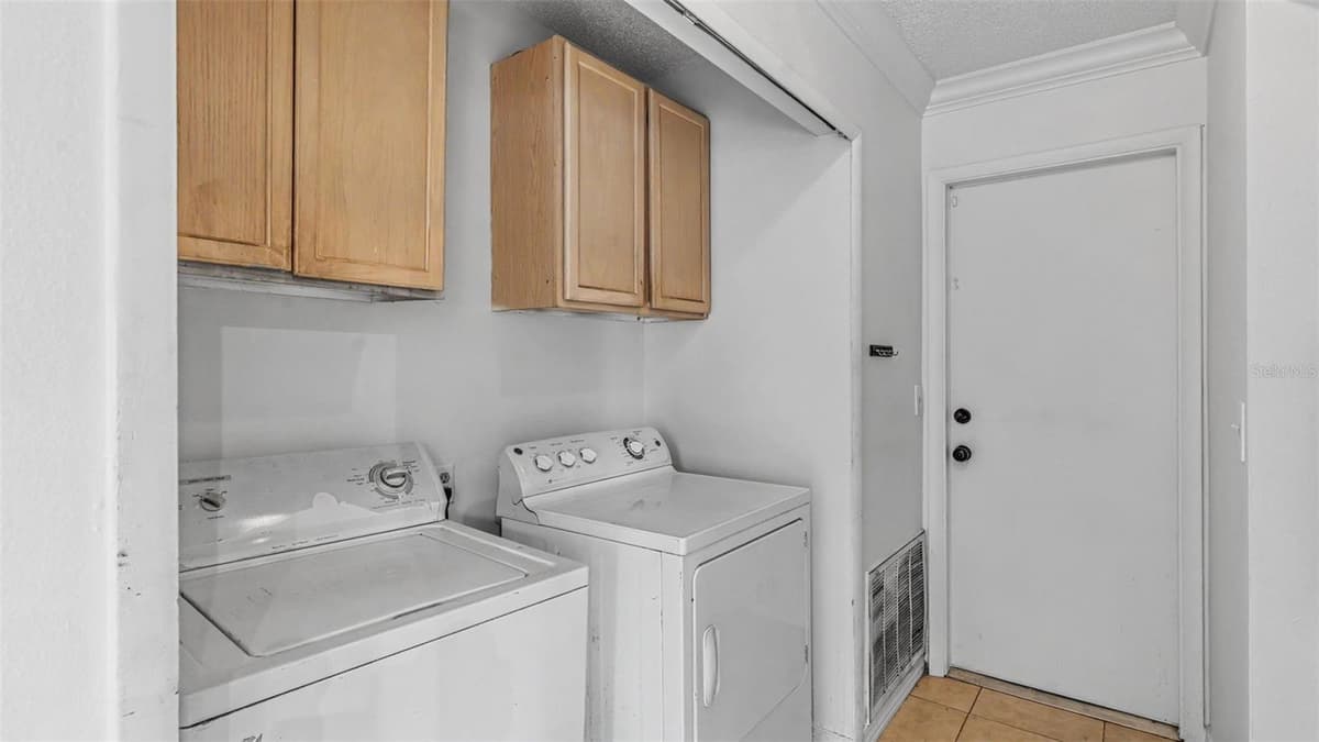1306 BORDEN COURT — photo 13 of 29