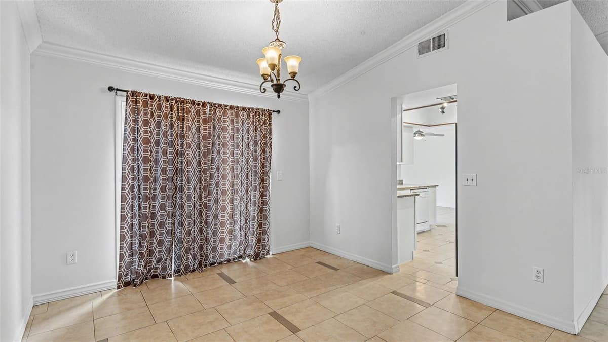 1306 BORDEN COURT — photo 7 of 29