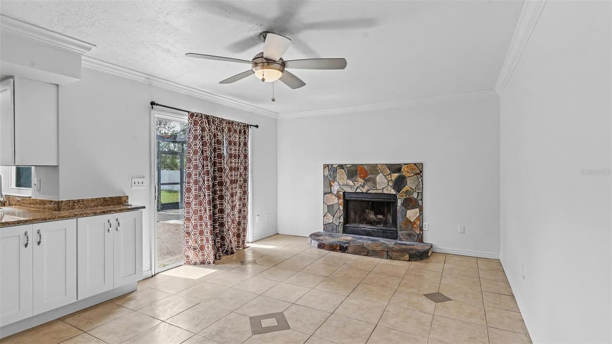 1306 BORDEN COURT — photo 11 of 29