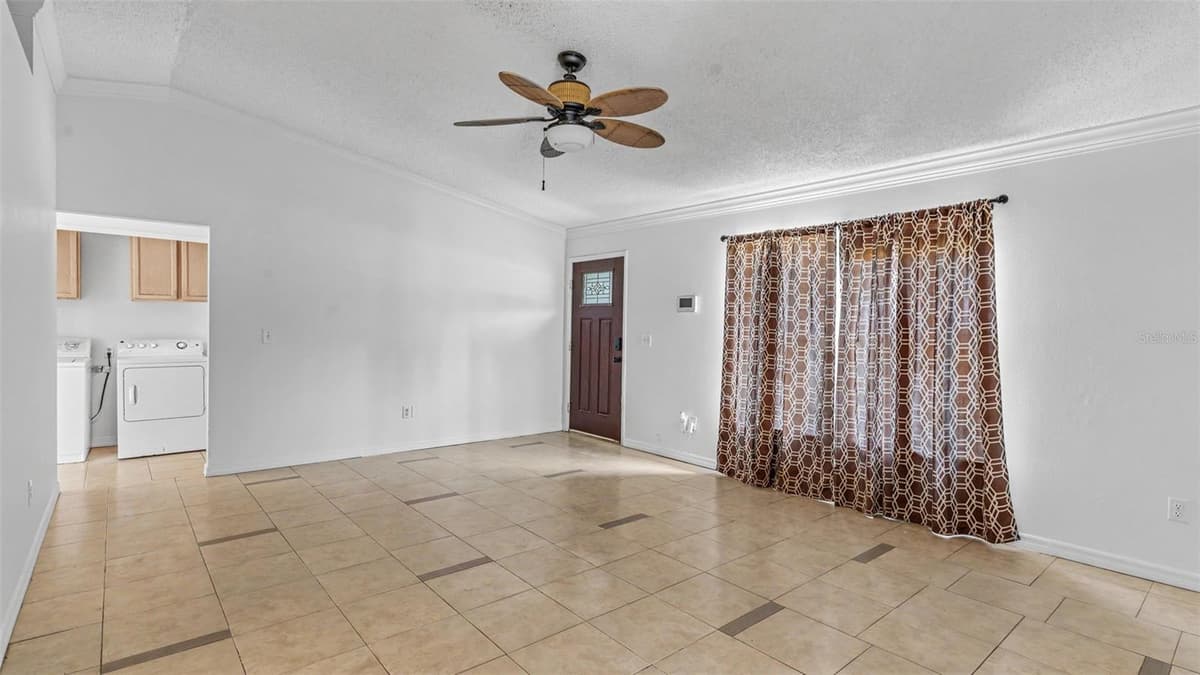 1306 BORDEN COURT — photo 3 of 29
