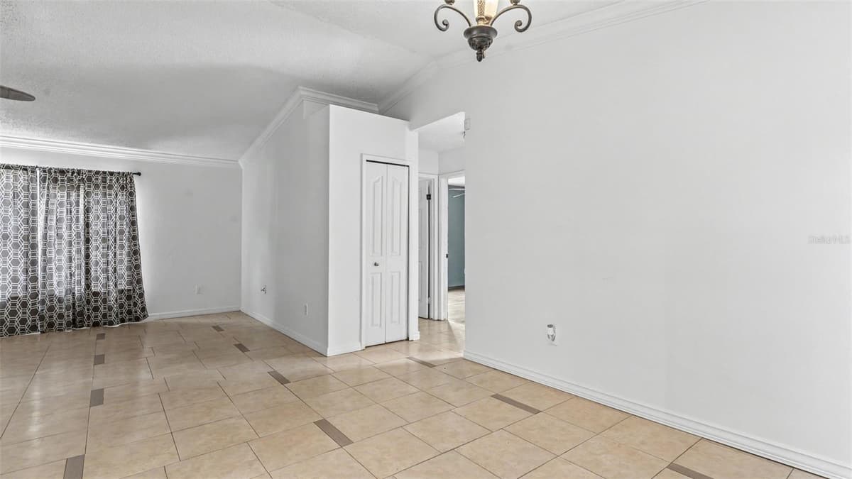 1306 BORDEN COURT — photo 8 of 29