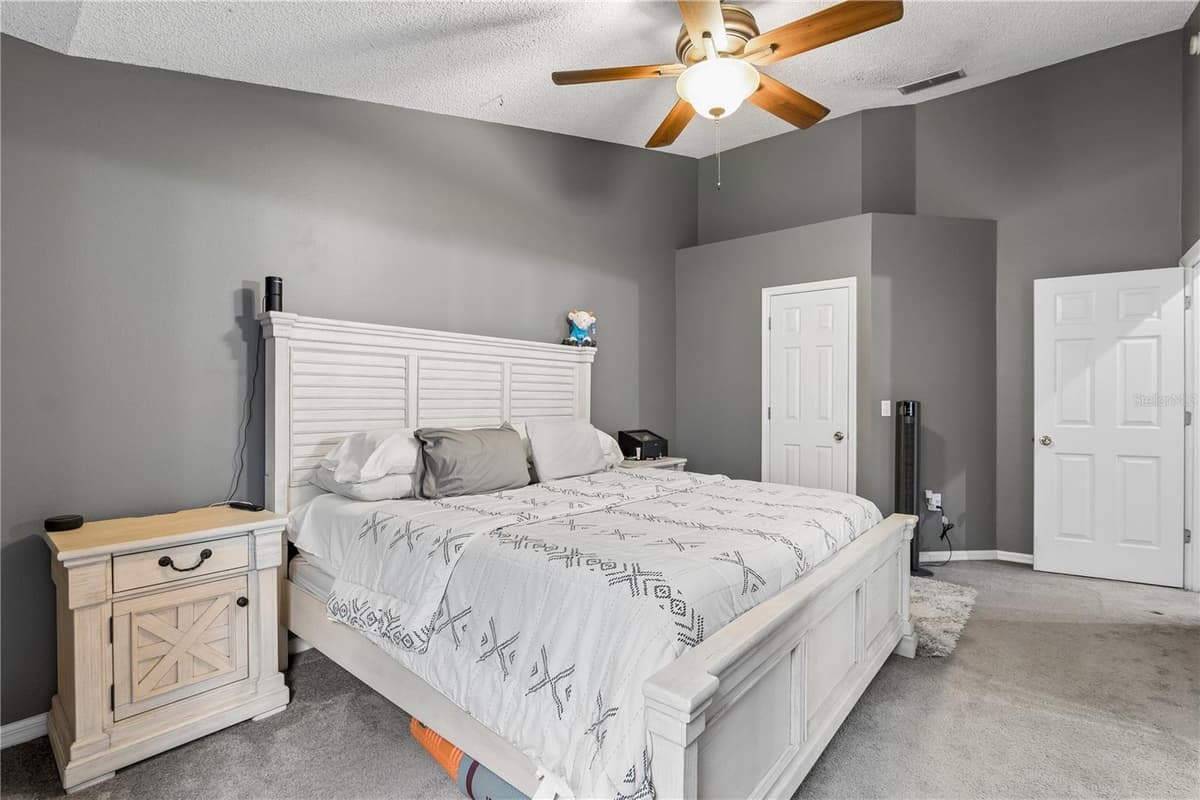 1210 FAIRWAY DRIVE — photo 11 of 18