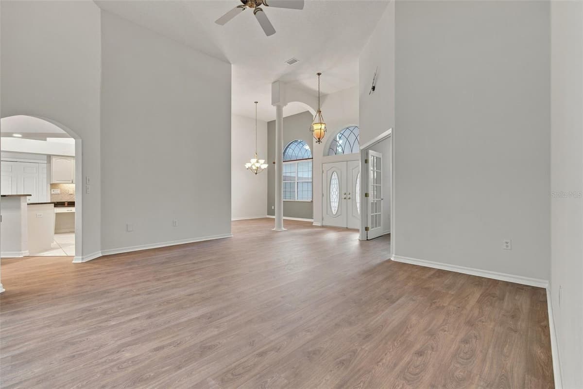 3210 RENO WAY — photo 13 of 76