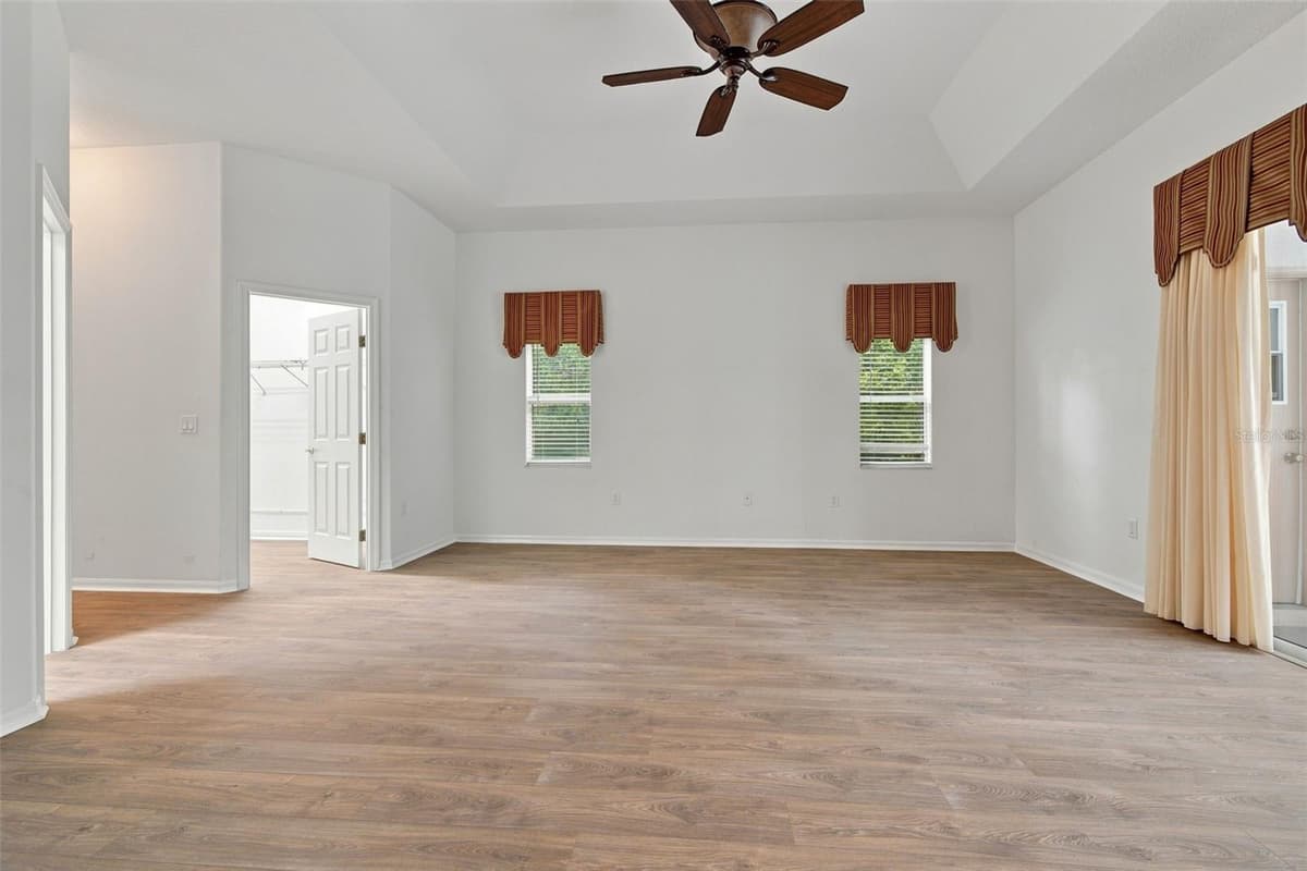 3210 RENO WAY — photo 34 of 76