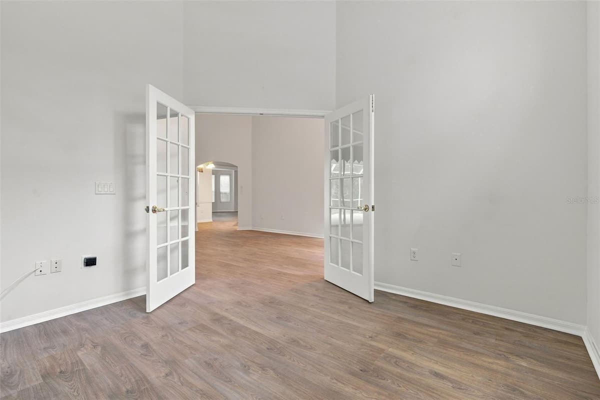 3210 RENO WAY — photo 33 of 76
